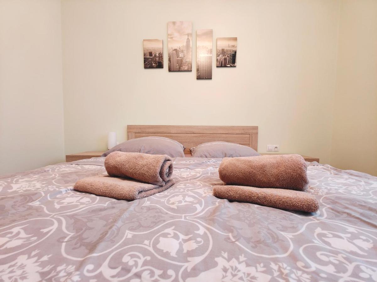 Apartmán v centru Karlovy Vary Esterno foto