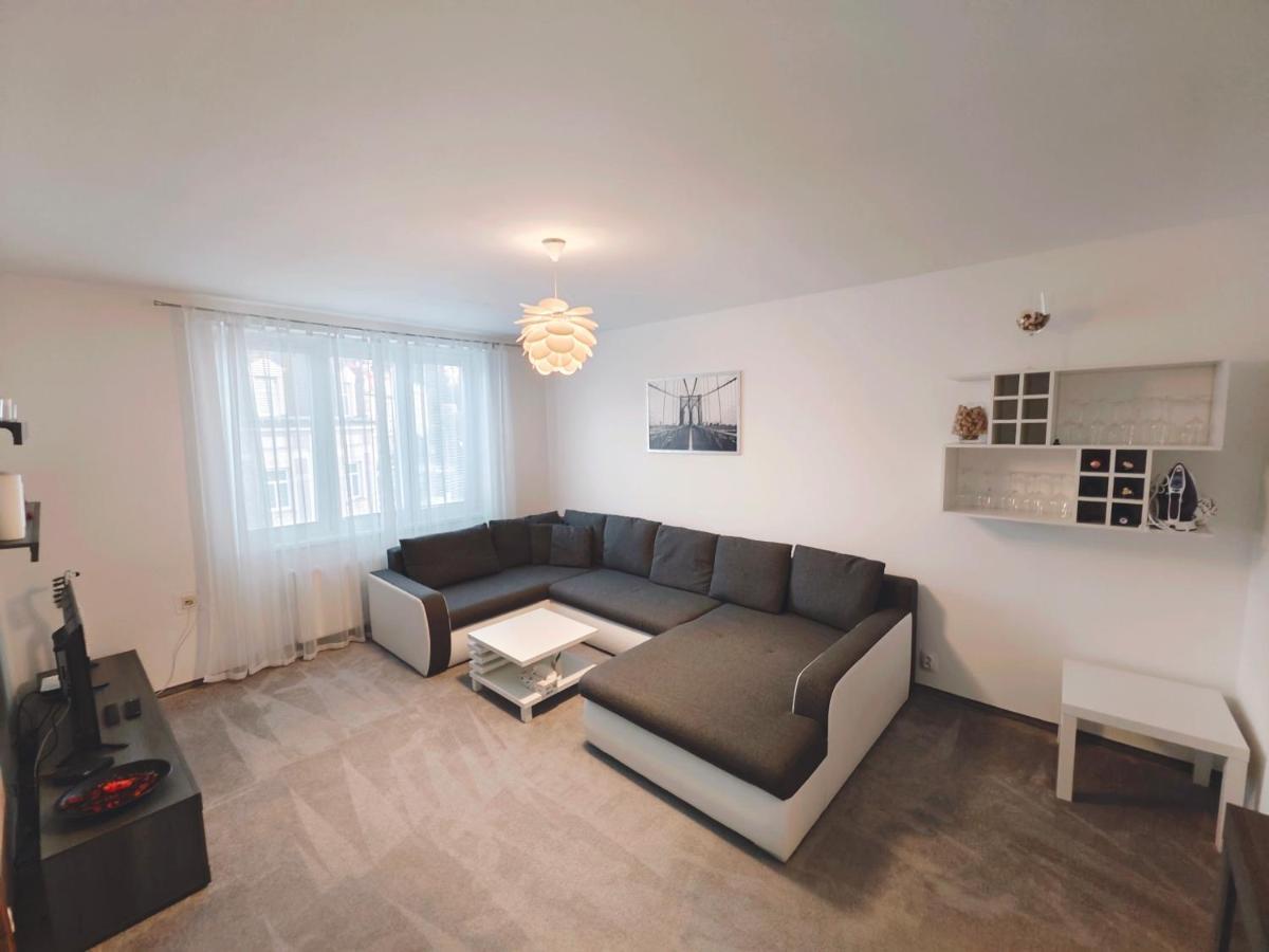 Apartmán v centru Karlovy Vary Esterno foto
